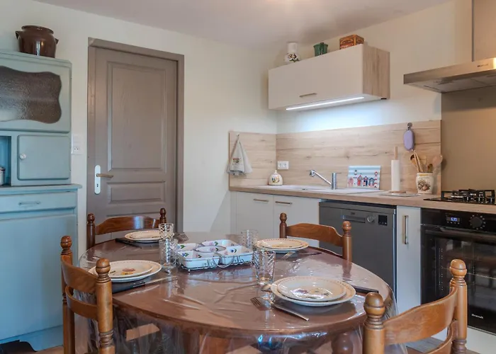 Holiday home Chai Nous Brizambourg